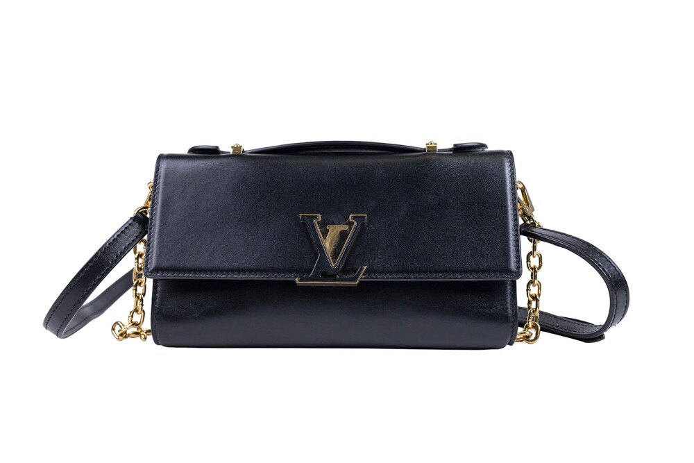 Louis Vuitton Black Very Chain Bag Crossbody Calfskin Leather Gold Hardware